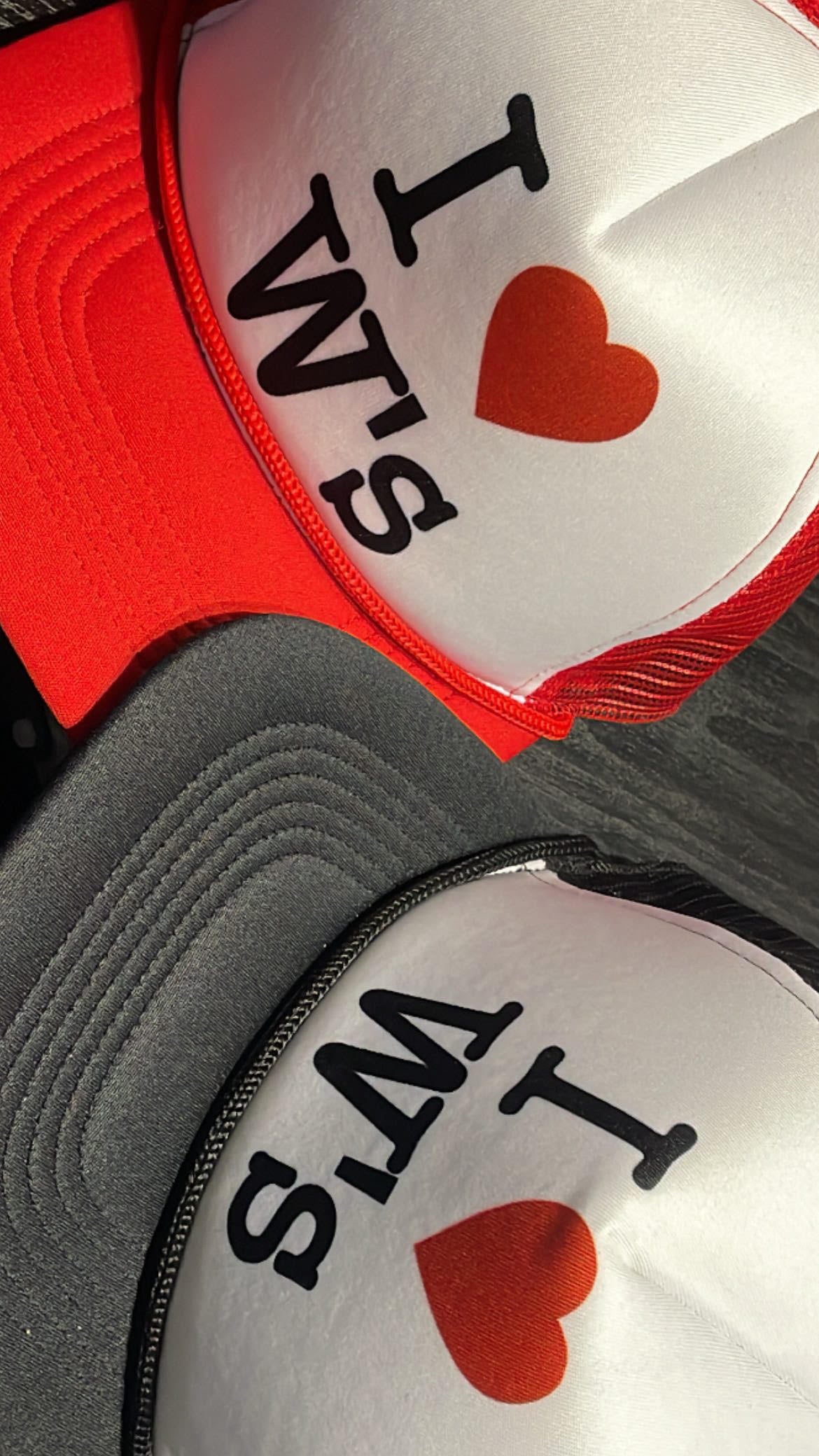 "I <3 W's" - Mesh Cap