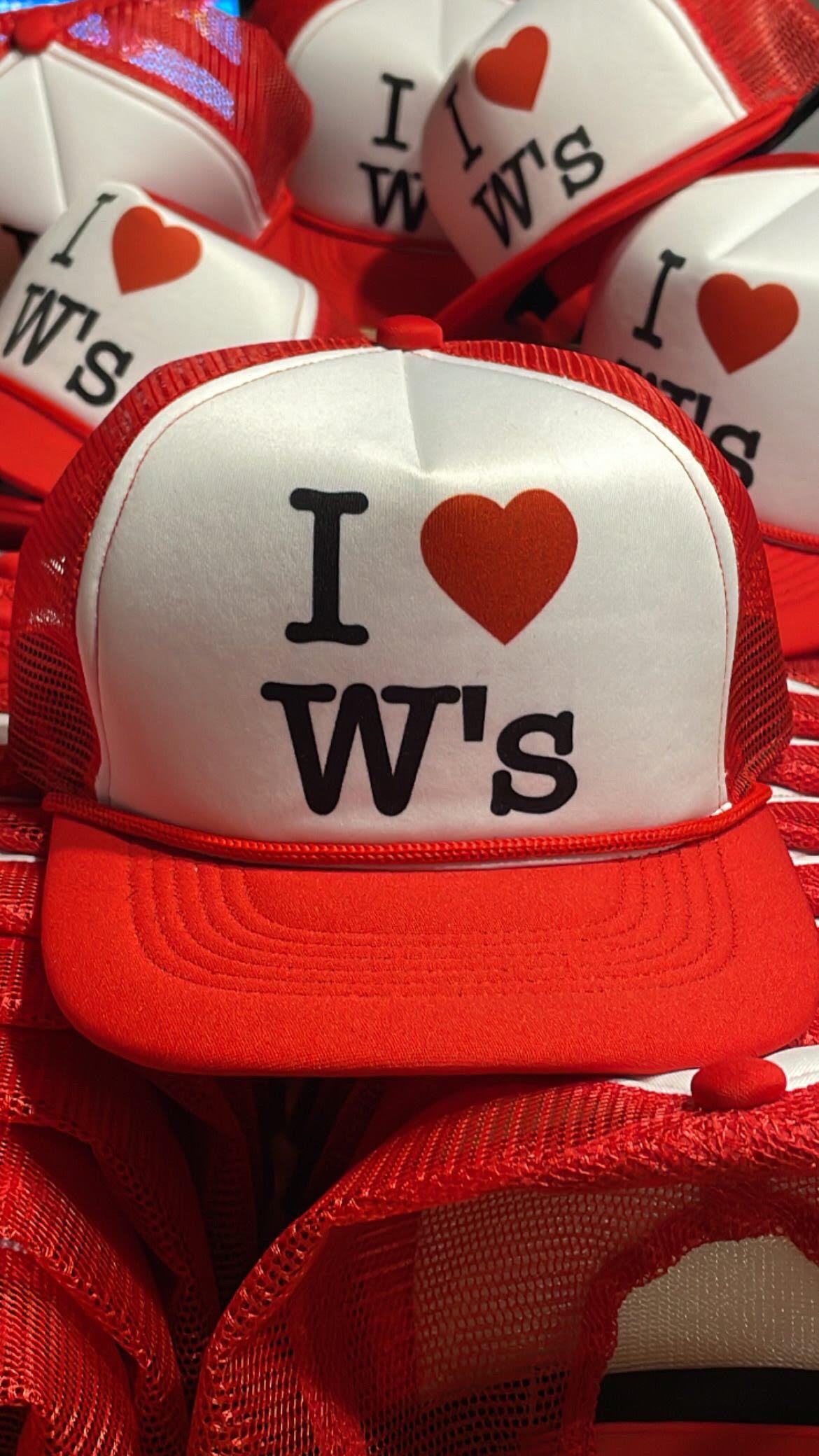 "I <3 W's" - Mesh Cap